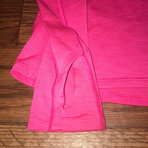Under Armour Pullover - Picture 2 of 4